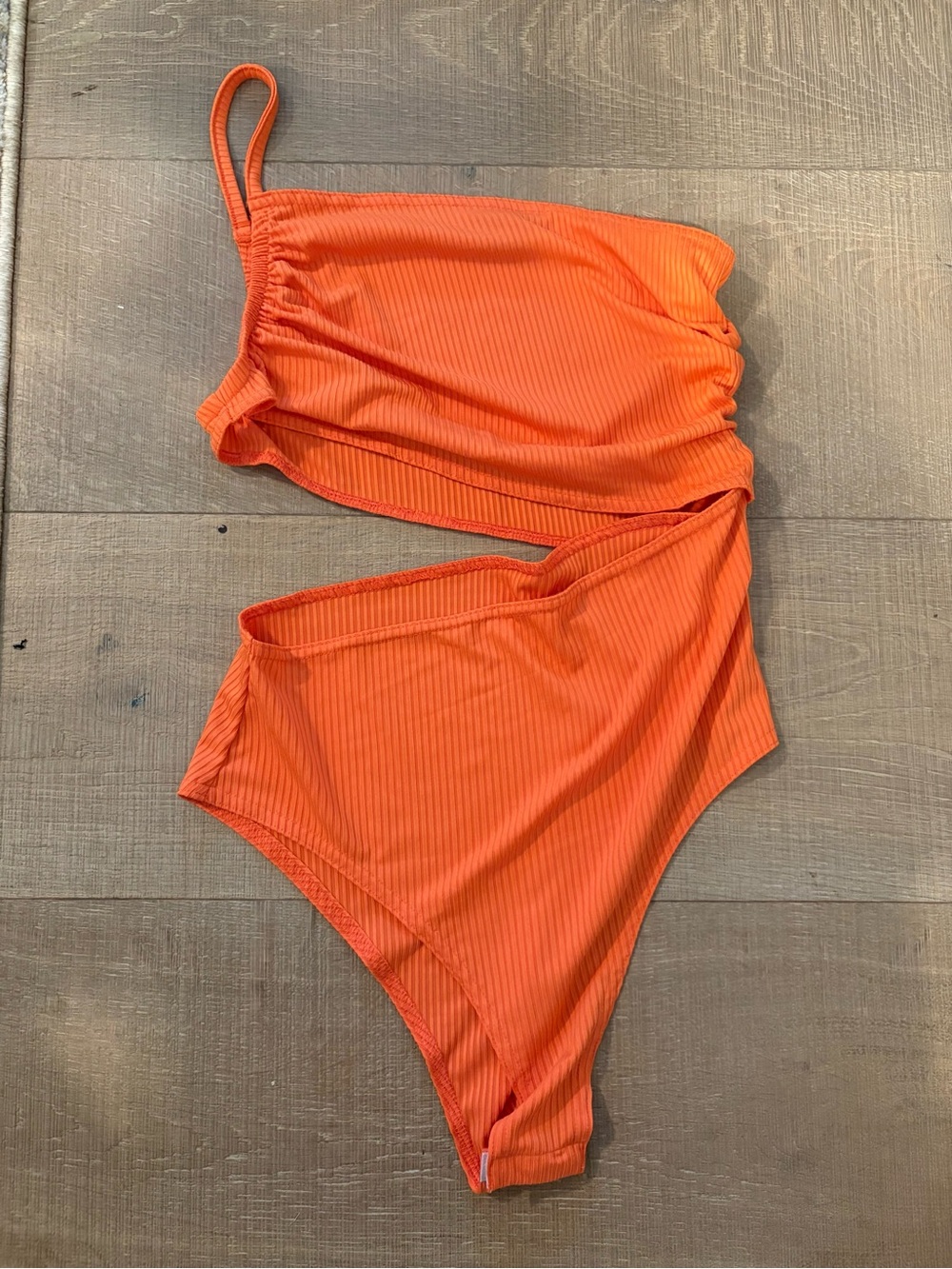 One-Shoulder Orange Ribbed bodysuit - Picture 1 of 3